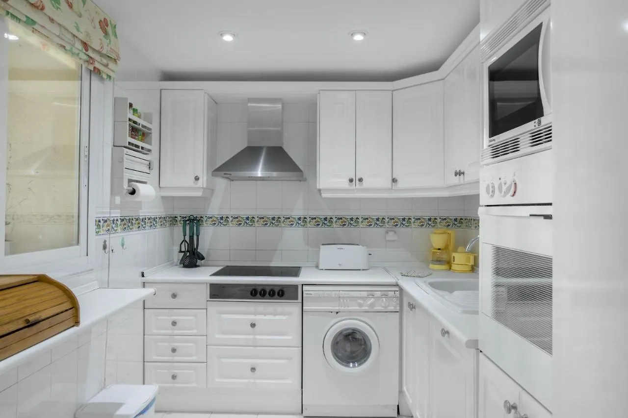 Hacienda Playa Apartment Marbella 0*,  Spain